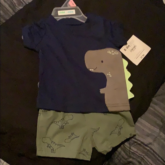 child of mine Other - Carters Short Set